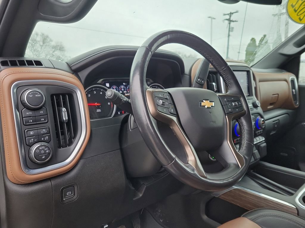 Certified 2022 Chevrolet Silverado 1500 High Country w/ Safety Package II AWD/4WD image 20