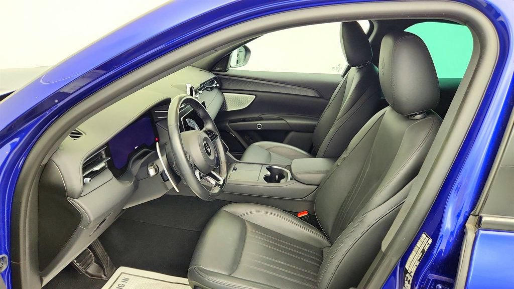 Used 2023 Maserati Grecale Modena AWD/4WD image 21