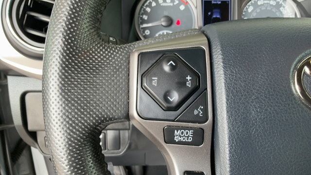 Used 2020 Toyota Tacoma Limited AWD/4WD image 12