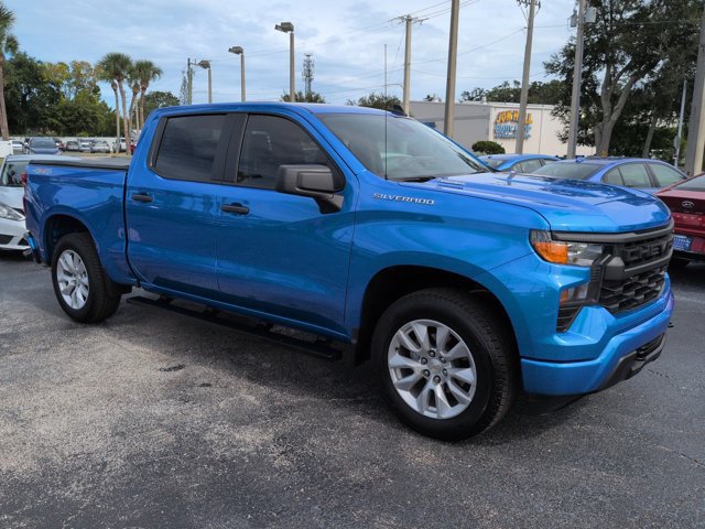 Used 2026 Chevrolet Silverado 1500 Custom AWD/4WD image 2