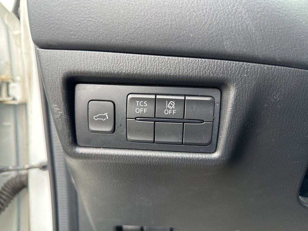 Used 2018 MAZDA CX-5 Touring w/ Preferred Equipment Package image 19