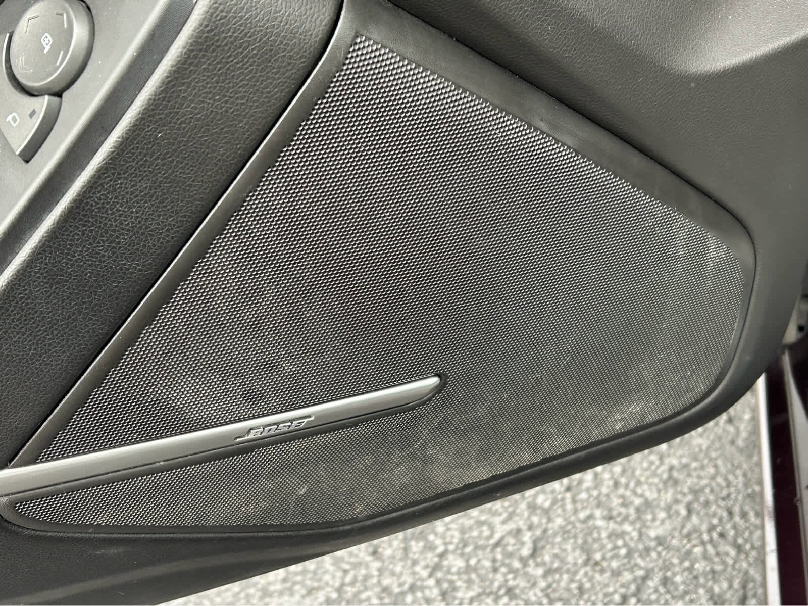 Used 2010 Cadillac CTS Premium image 17