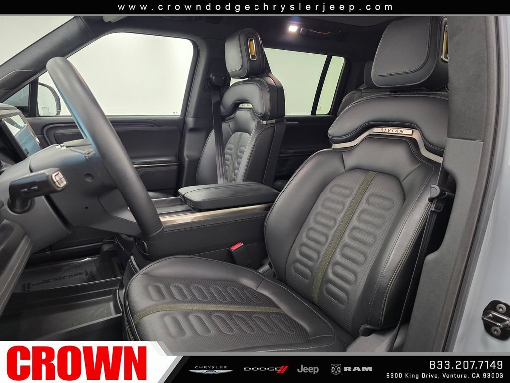Used 2024 Rivian R1S Adventure AWD/4WD image 31