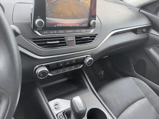 Used 2022 Nissan Altima 2.5 SV image 15