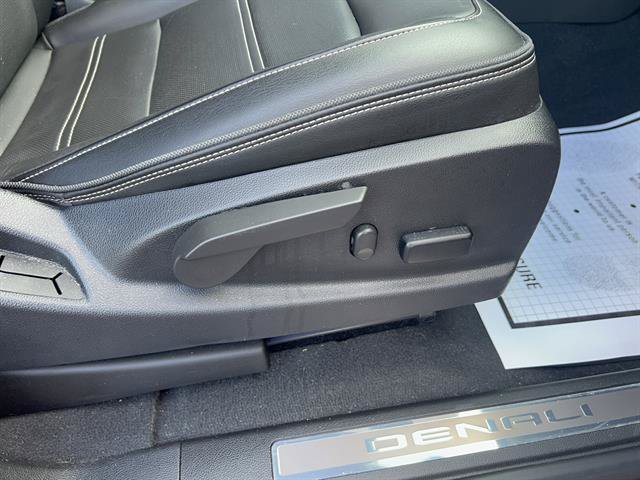 Used 2022 GMC Canyon Denali AWD/4WD image 14
