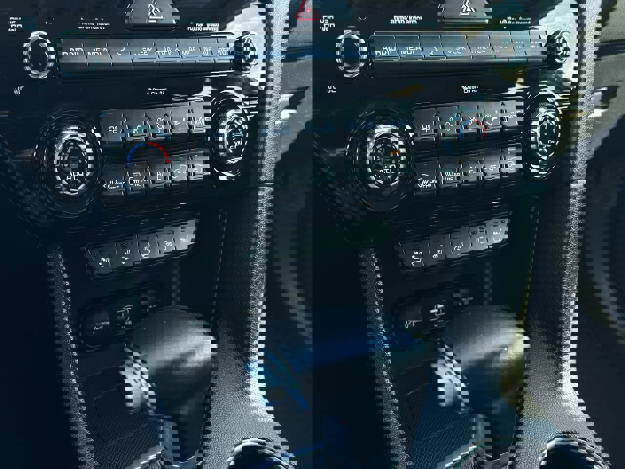 Used 2022 Kia Sportage EX w/ EX Technology Package image 20