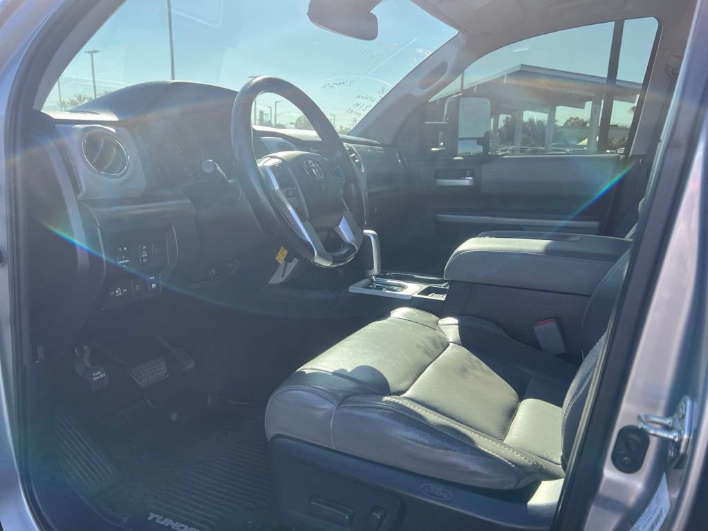Used 2018 Toyota Tundra Limited w/ Limited Premium Package RWD image 14