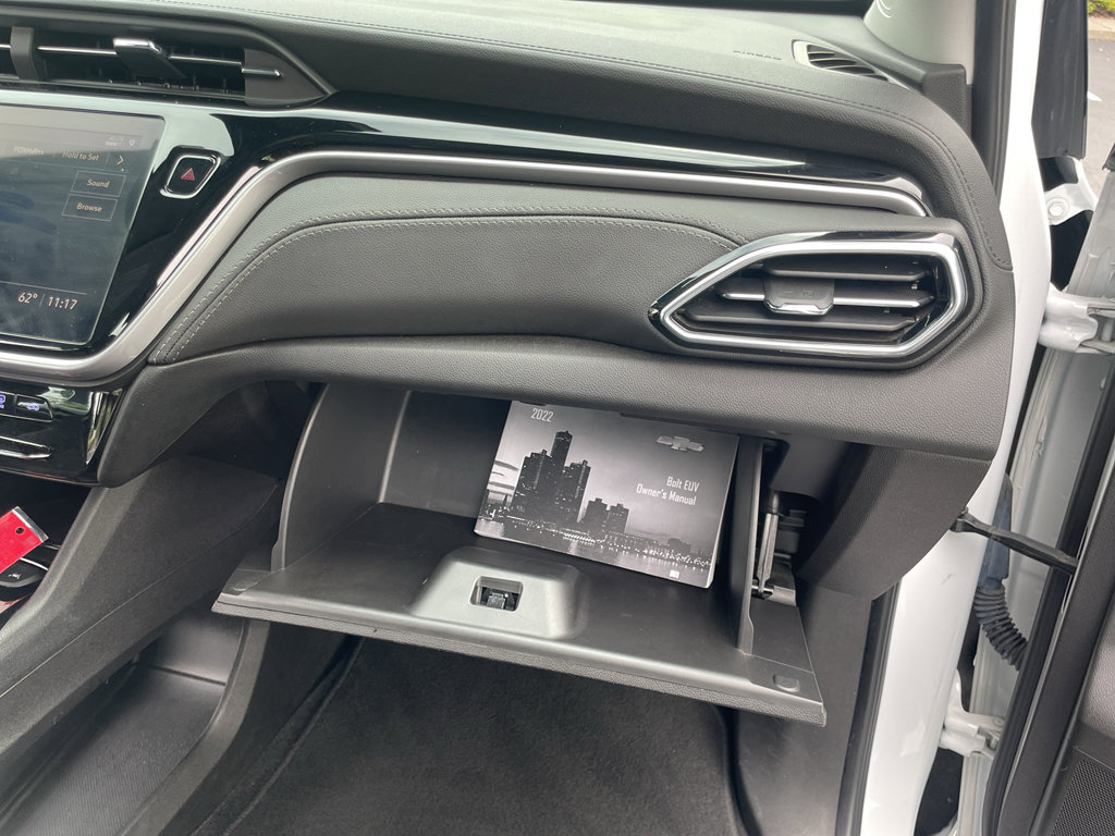 Used 2022 Chevrolet Bolt EUV LT FWD image 65