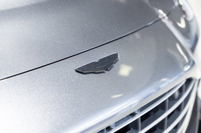 Used 2023 Aston Martin V8 Vantage Coupe image 11