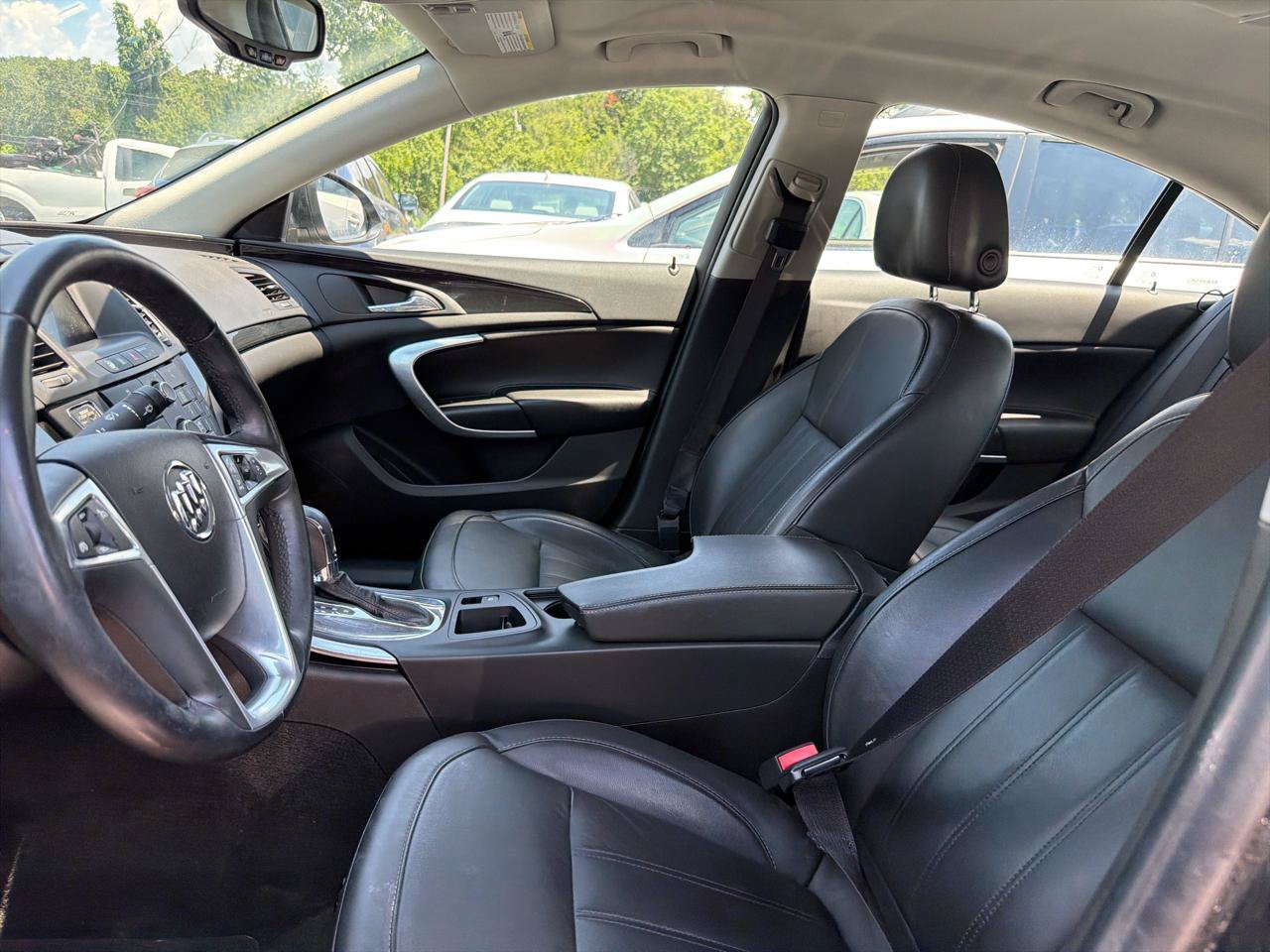 Used 2012 Buick Regal Premium FWD image 12