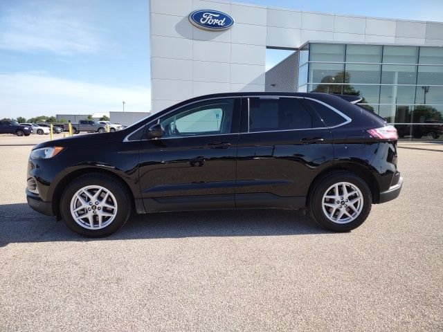 Used 2023 Ford Edge SEL w/ Convenience Package AWD/4WD image 2