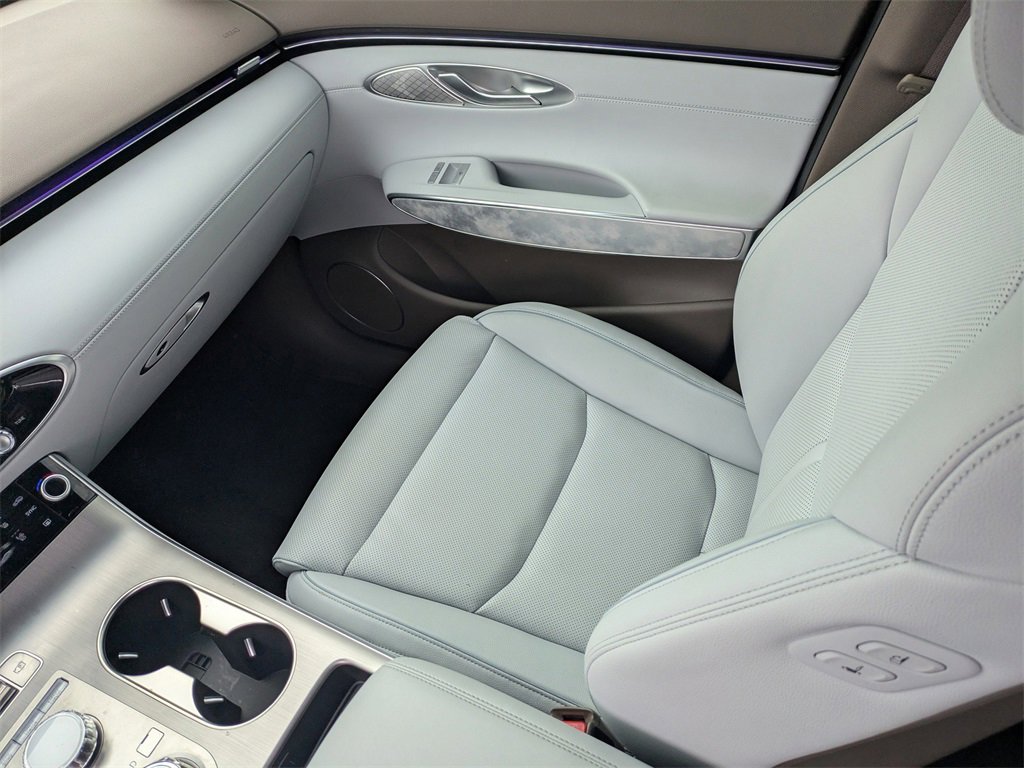 Used 2026 Genesis Electrified GV70 Advanced image 19