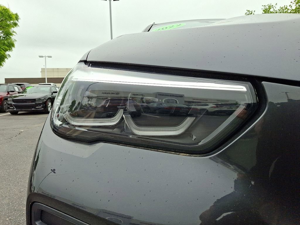 Used 2022 BMW X5 xDrive40i AWD/4WD image 9
