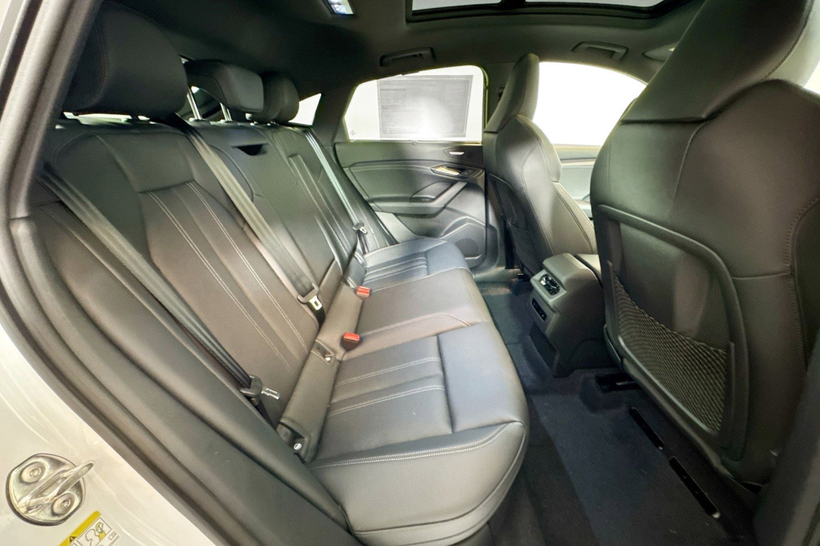 New 2027 Audi Q6 e-tron Premium Plus image 24