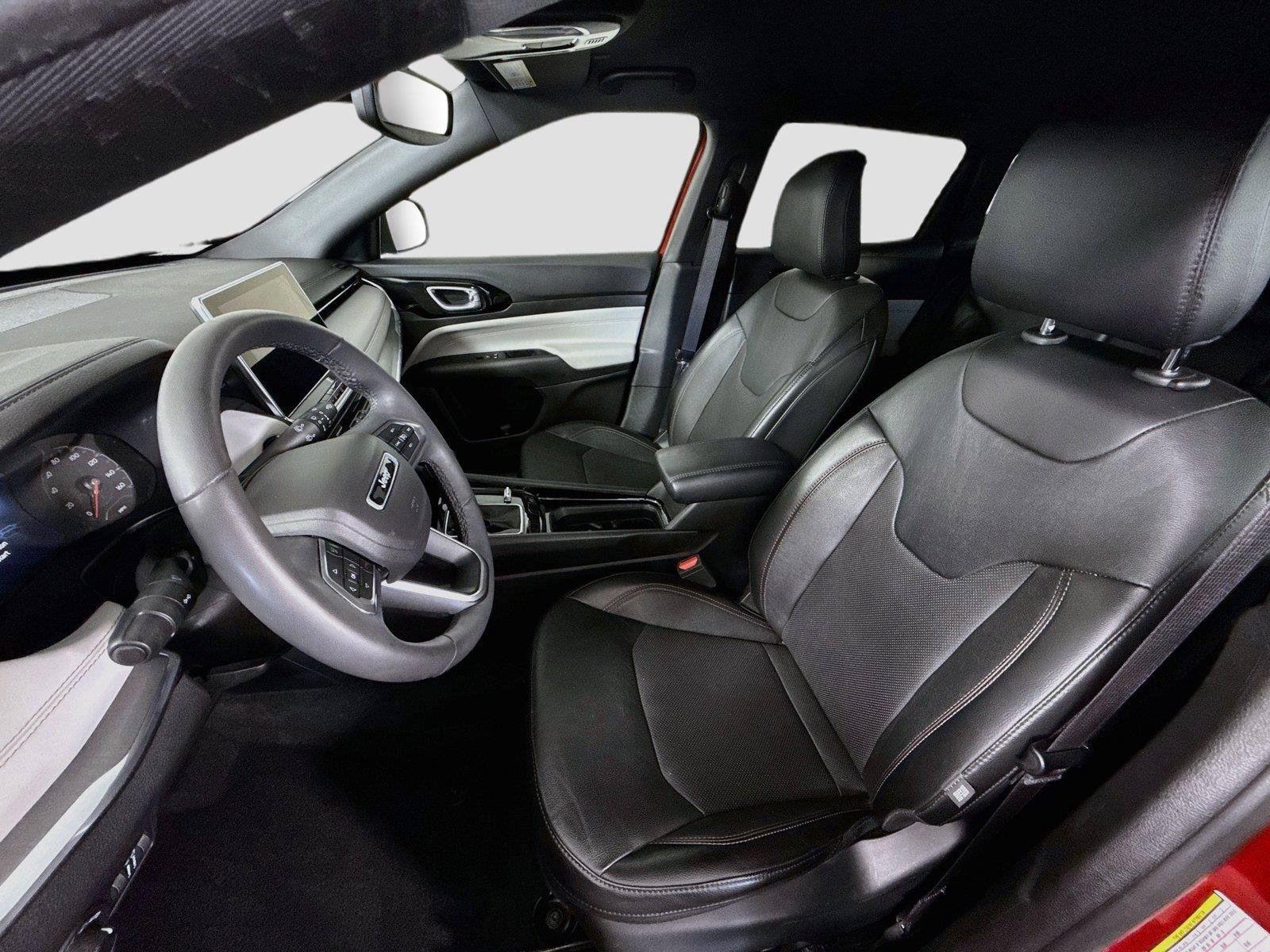 Used 2023 Jeep Compass Limited AWD/4WD image 14