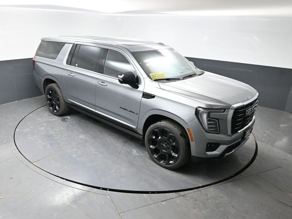 New 2026 GMC Yukon XL Denali w/ Denali Reserve Package image 43