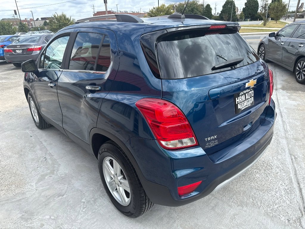 Used 2019 Chevrolet Trax LT w/ LT Convenience Package image 3