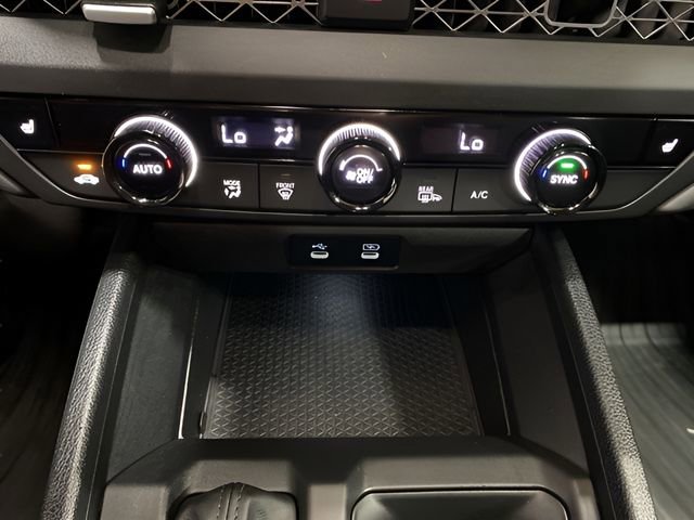 Used 2025 Honda Accord SE image 19