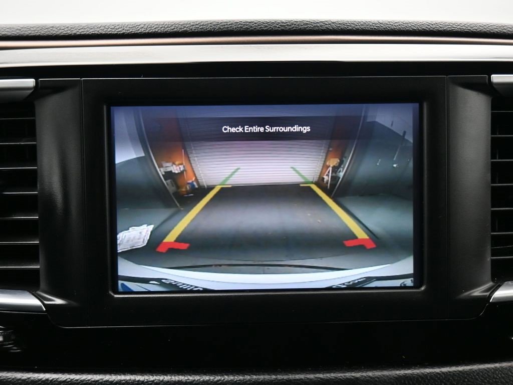 Used 2023 Chrysler Voyager LX image 21