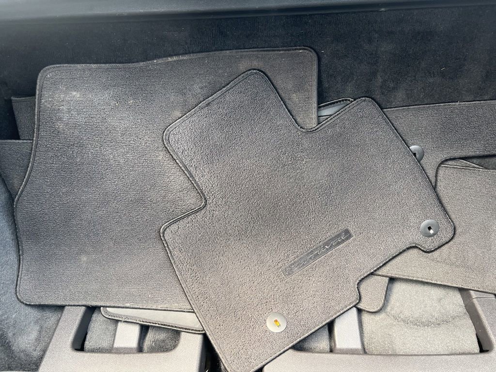 Certified 2023 Kia Carnival EX image 12