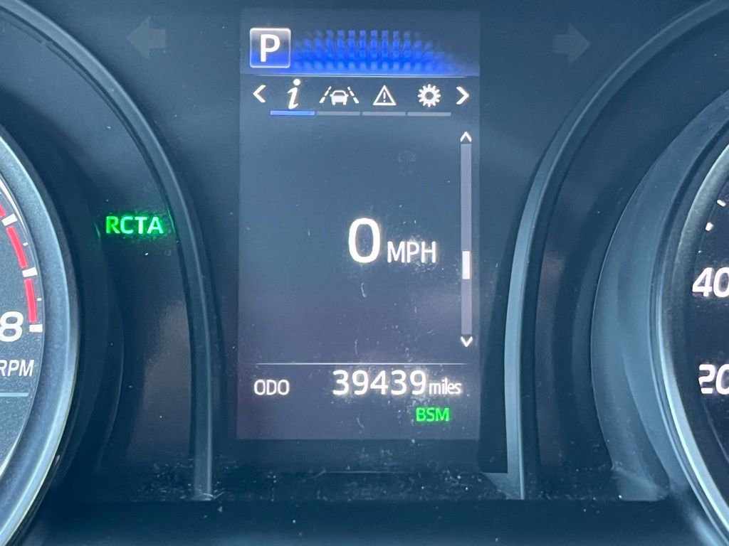 Used 2023 Toyota Camry SE image 32