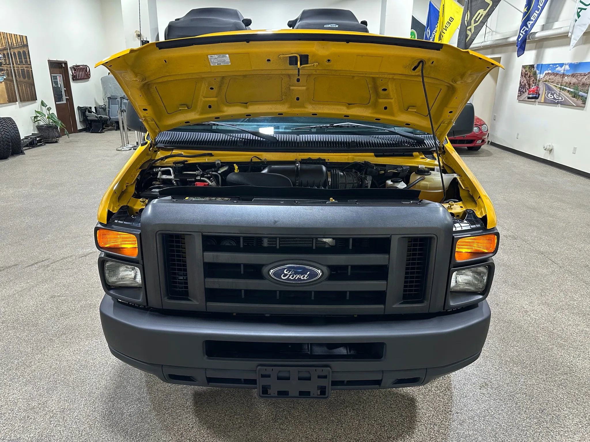 Used 2011 Ford E-150 and Econoline 150 Wagon RWD image 57