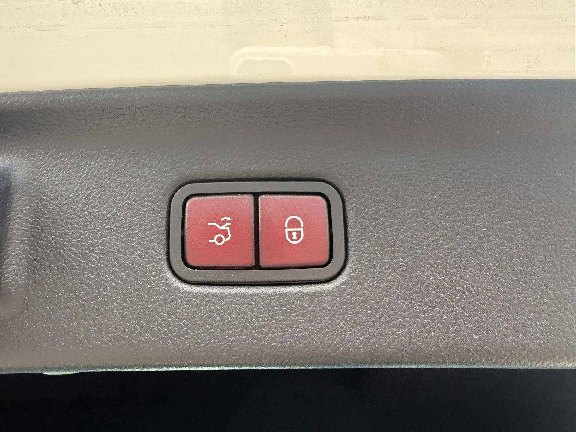 Used 2023 Mercedes-Benz S 500 4MATIC image 20