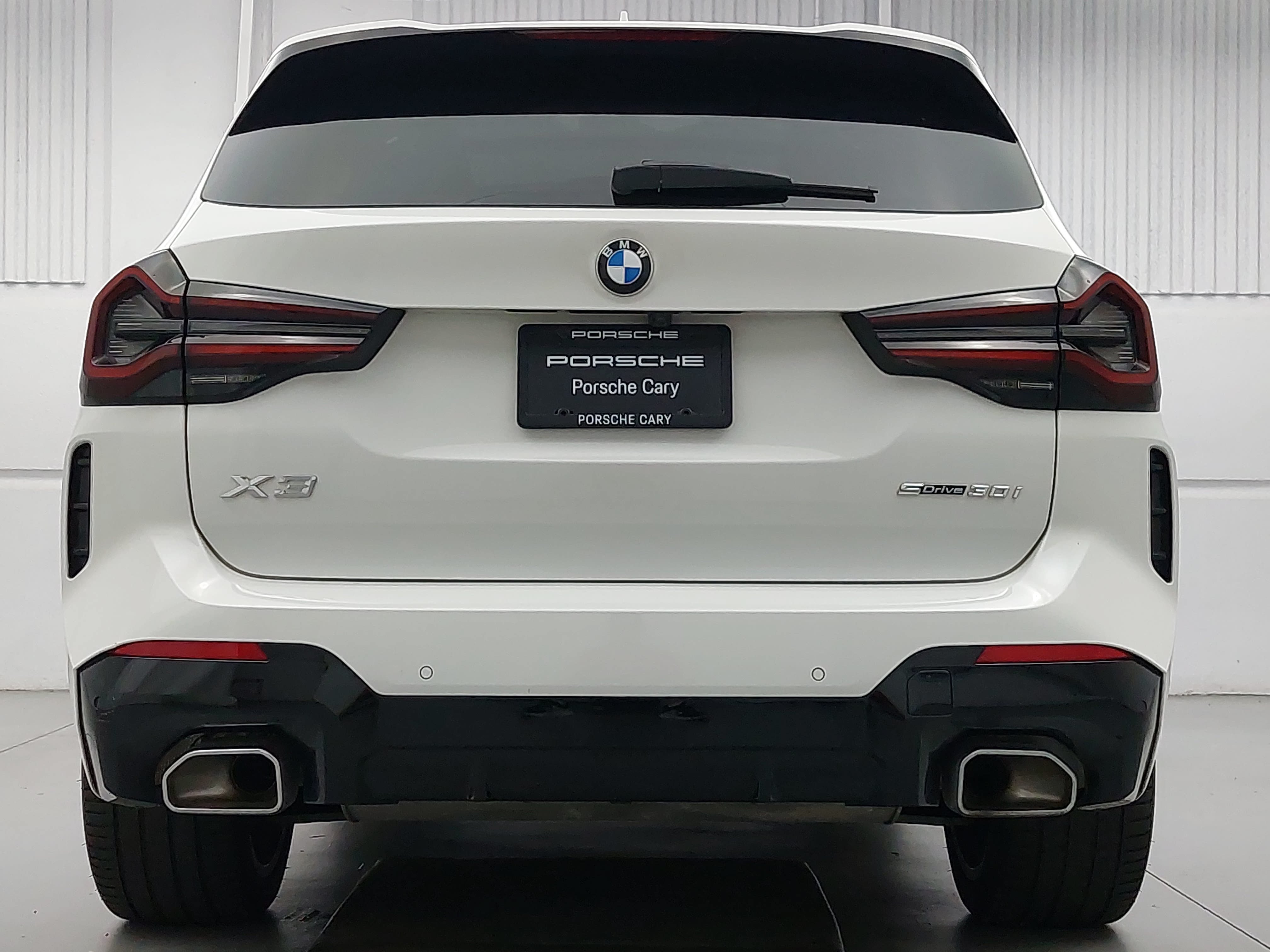 Used 2024 BMW X3 sDrive30i w/ Premium Package w/ZPA RWD image 6