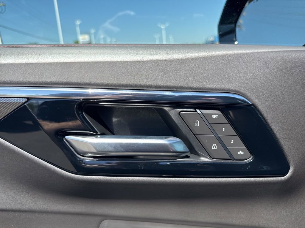 New 2026 Chevrolet Tahoe RST AWD/4WD image 11