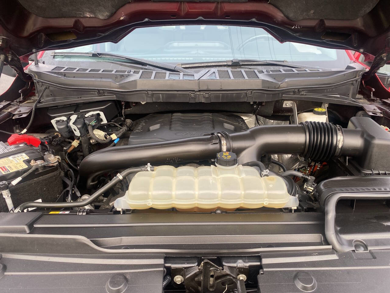 Used 2022 Ford F150 Lariat AWD/4WD image 36