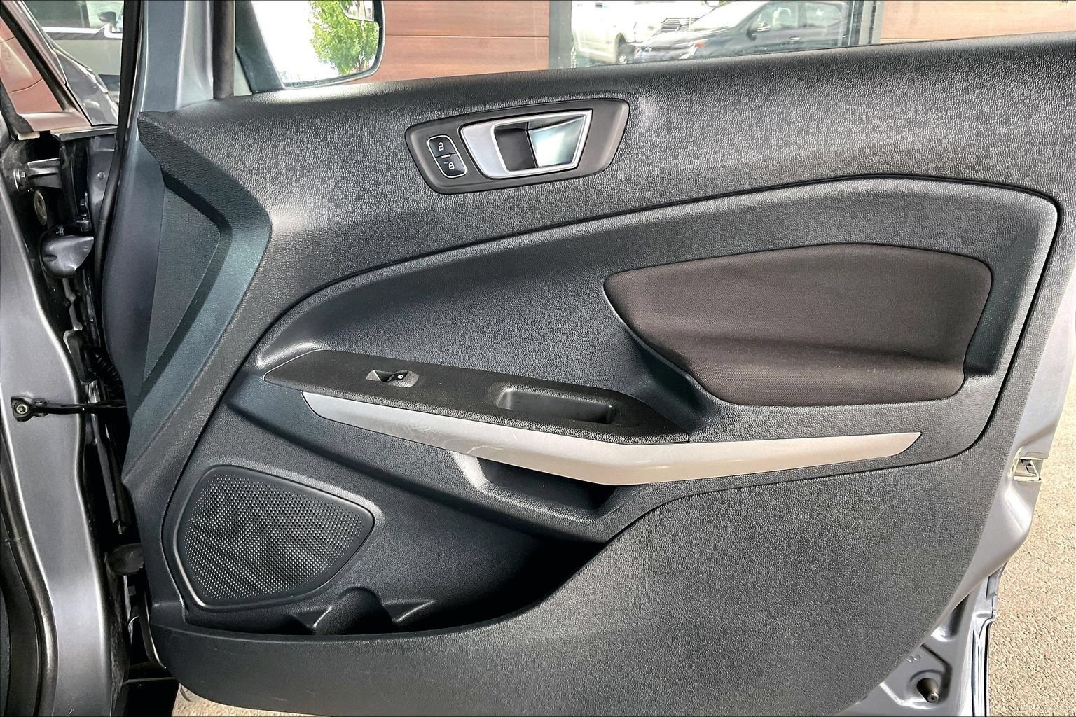 Used 2018 Ford EcoSport SE AWD/4WD image 24