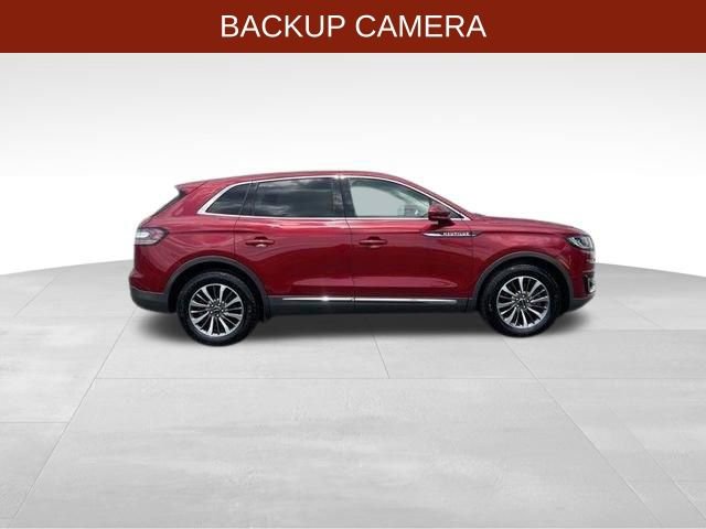 Used 2019 Lincoln Nautilus Select AWD/4WD image 8