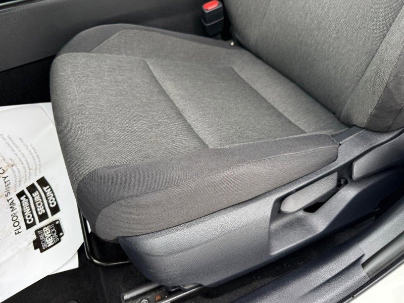 Used 2025 Toyota Camry LE image 17