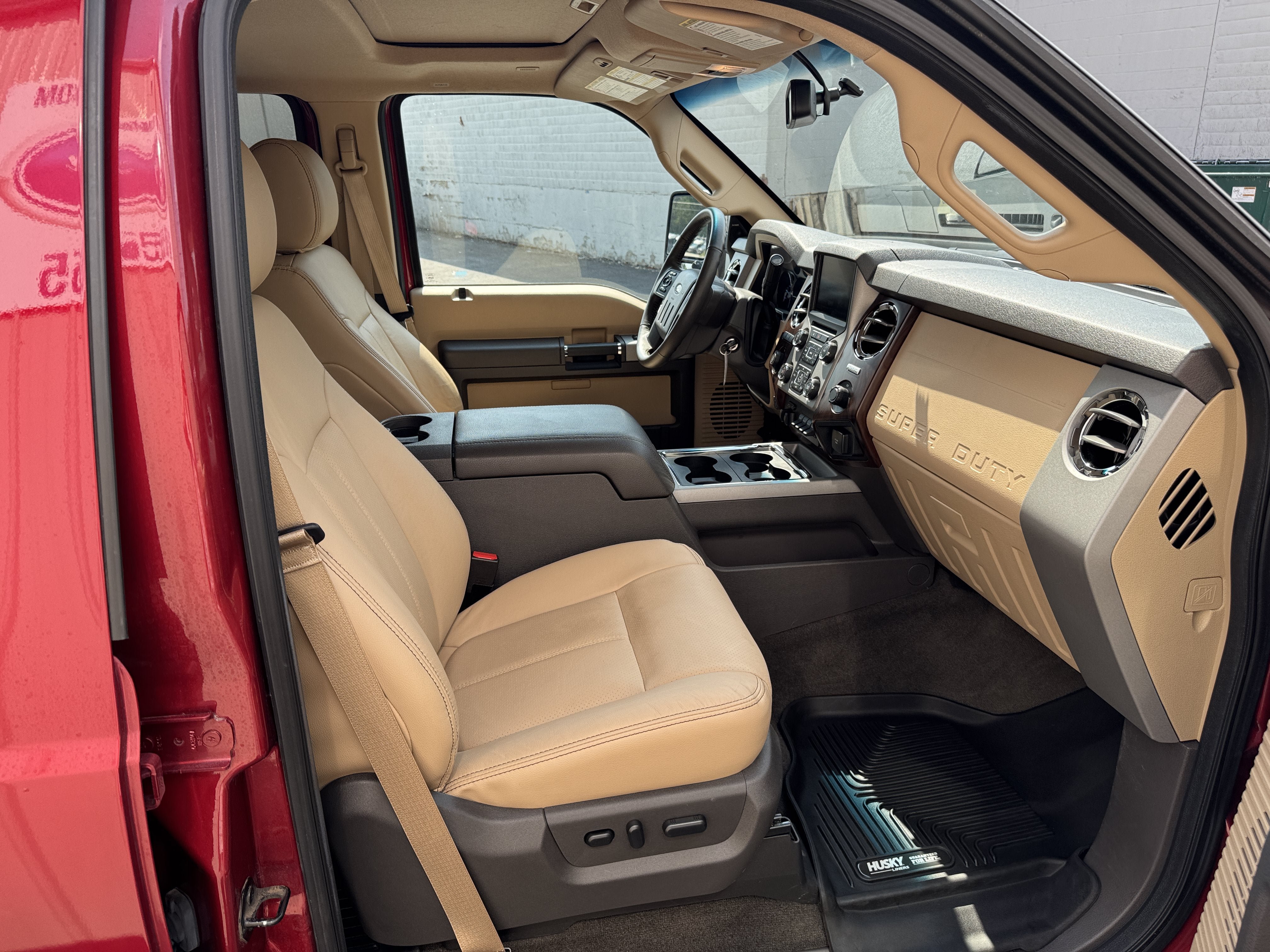 Used 2015 Ford F350 Lariat w/ Lariat Ultimate Package AWD/4WD image 32