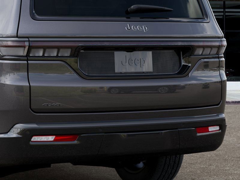 New 2026 Jeep Grand Wagoneer Limited image 13