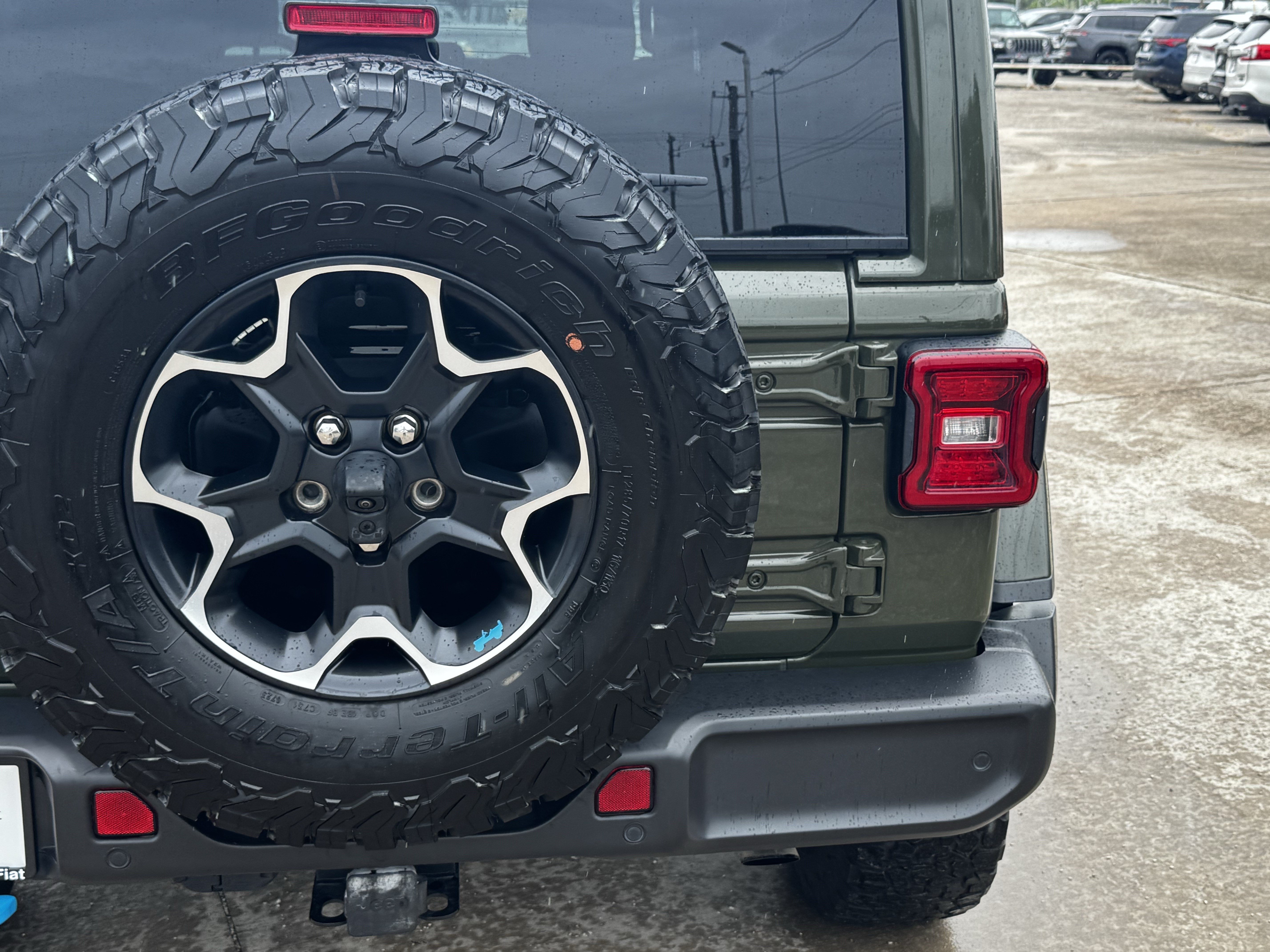 Used 2023 Jeep Wrangler Unlimited Rubicon 4xe w/ Safety Group AWD/4WD image 10