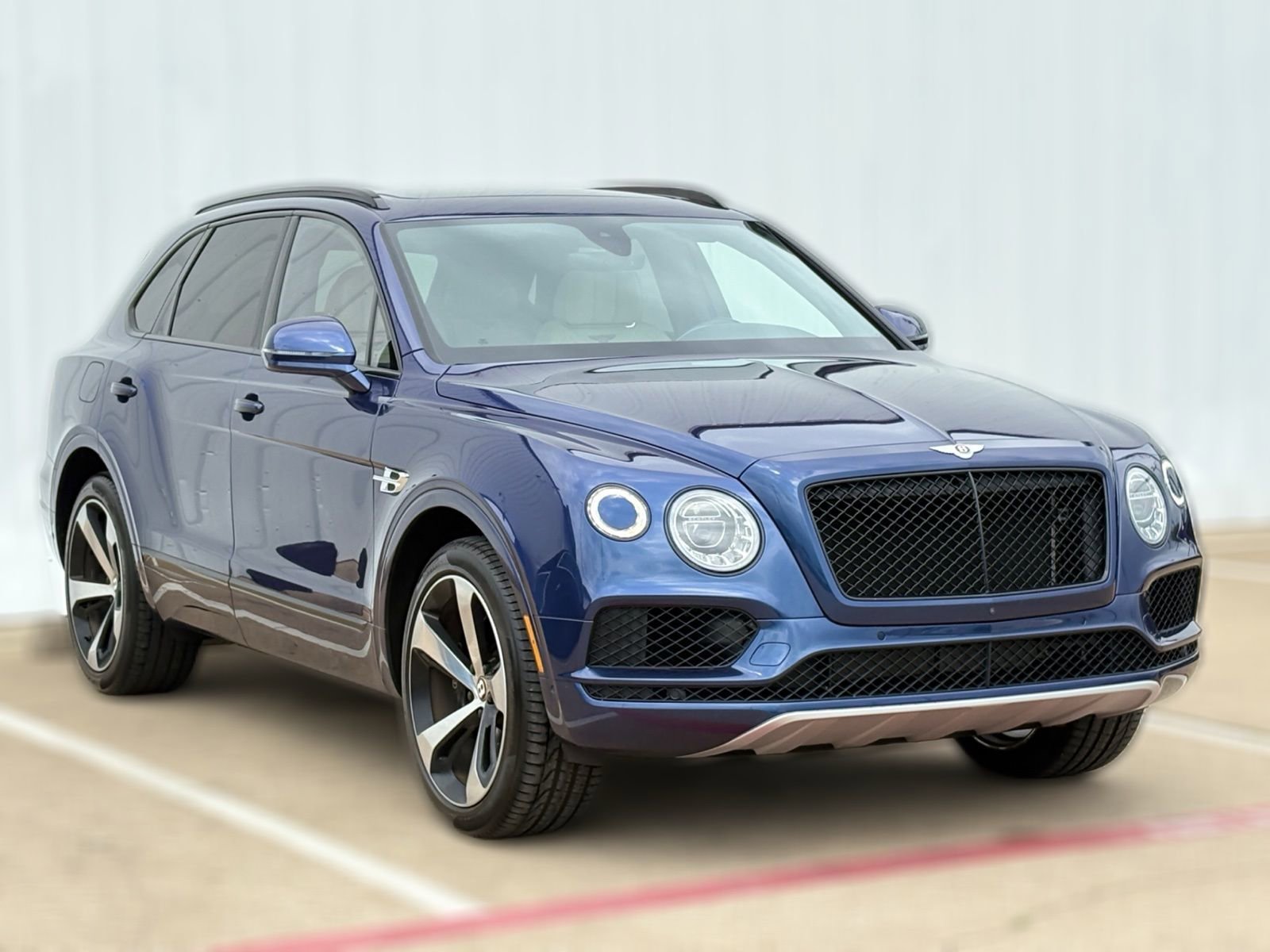 Used 2019 Bentley Bentayga AWD/4WD image 5