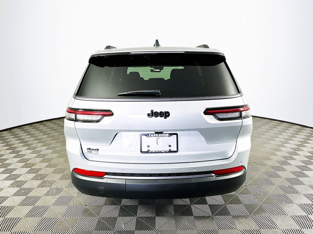 New 2026 Jeep Grand Cherokee L 4WD image 9