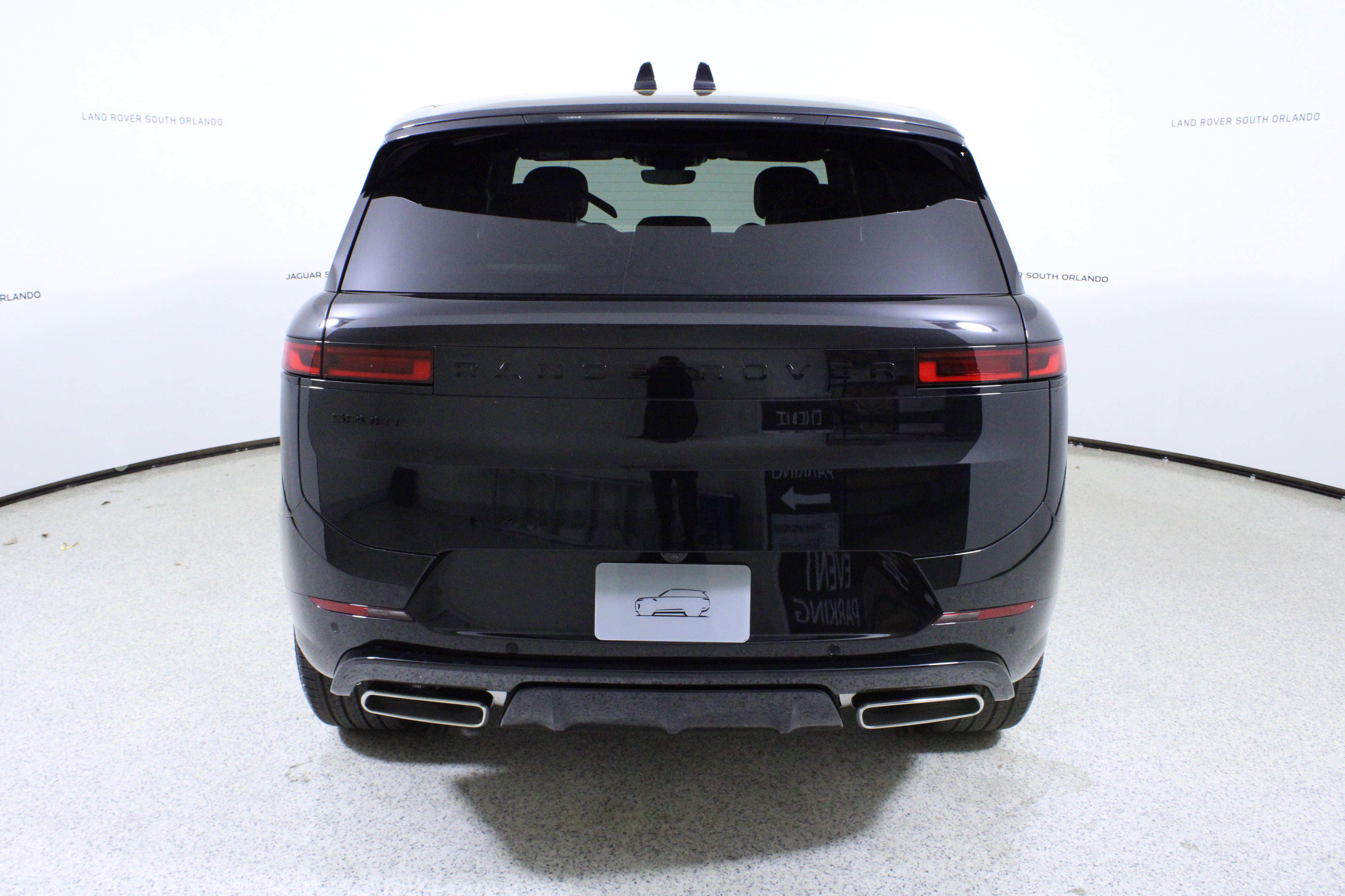 New 2026 Land Rover Range Rover Sport Dynamic SE AWD/4WD image 6