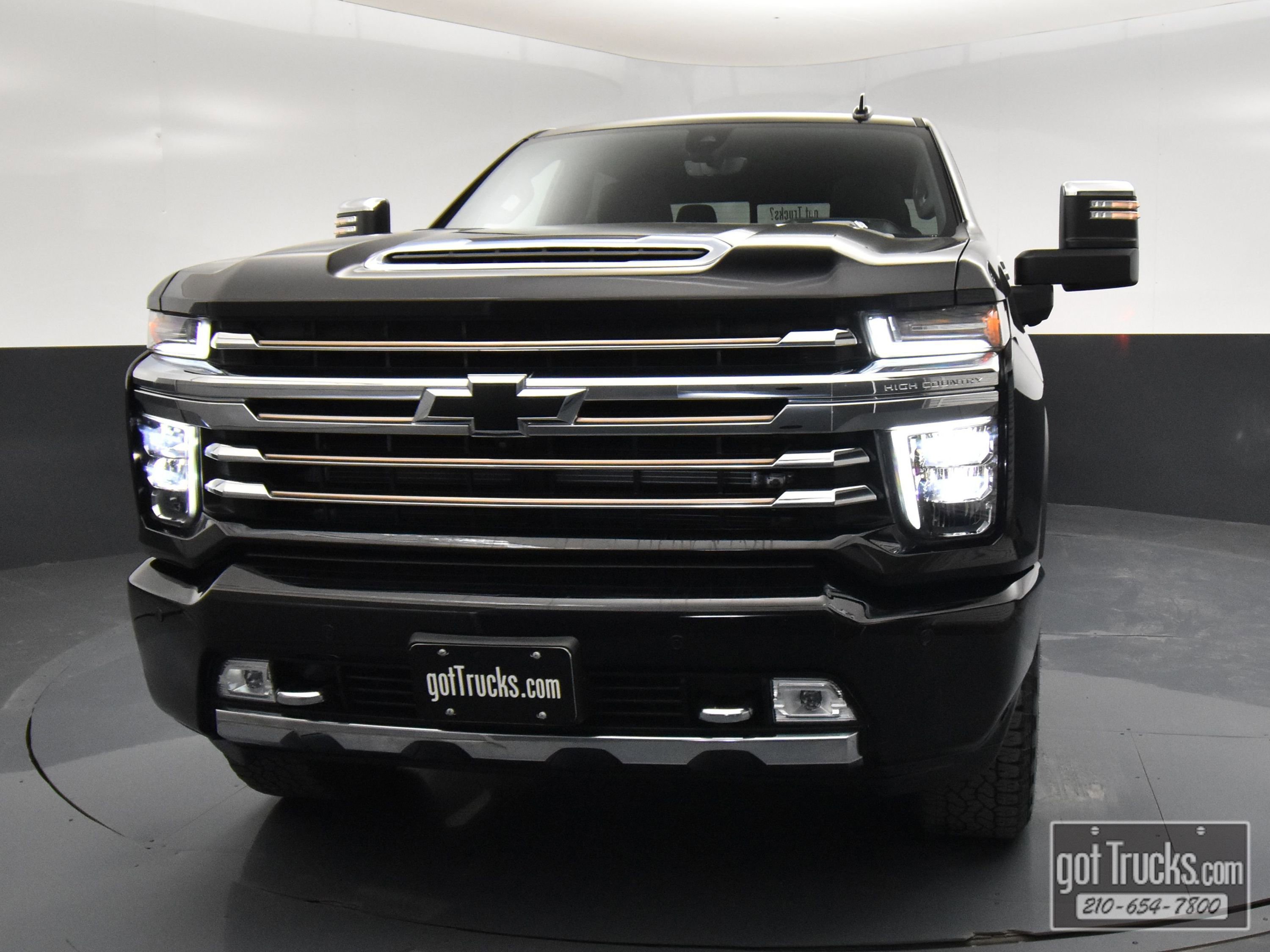 Used 2020 Chevrolet Silverado 2500 High Country w/ Z71 Off-Road Package image 47
