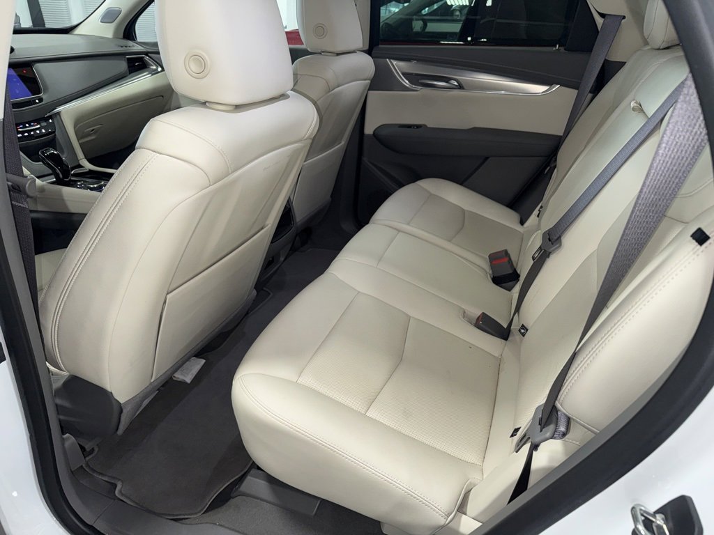 Used 2023 Cadillac XT5 Premium Luxury w/ Technology Package image 6