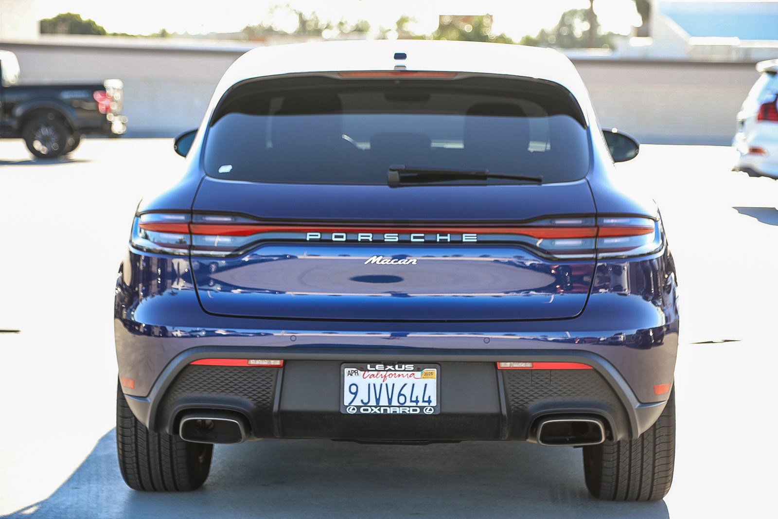 Used 2023 Porsche Macan Base image 6