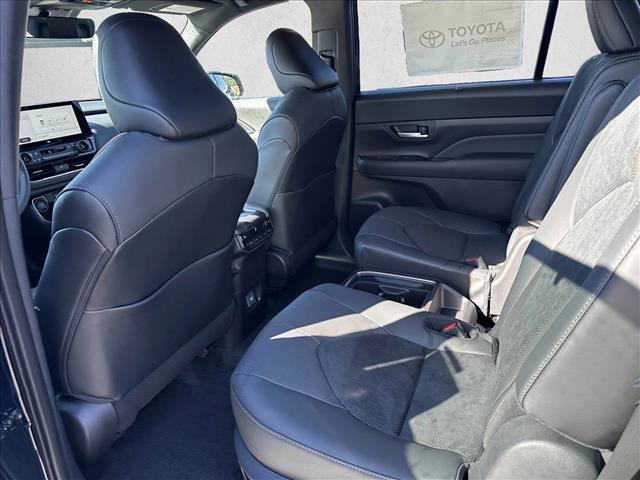 New 2026 Toyota Grand Highlander AWD Hybrid image 9