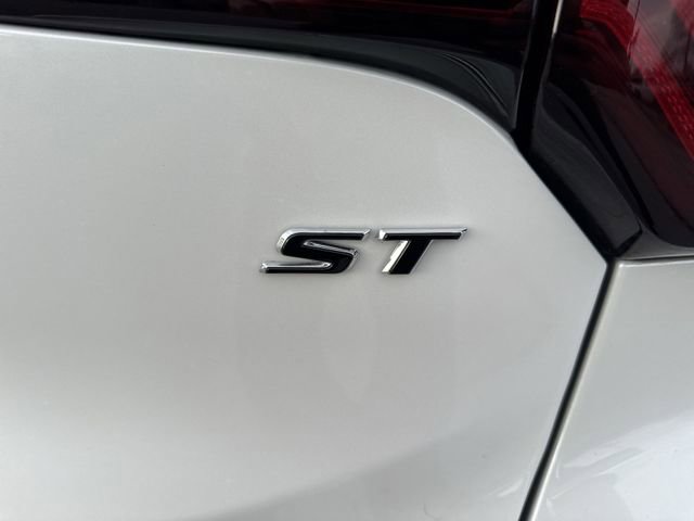 Used 2024 Buick Encore GX Sport Touring w/ Comfort Package image 30