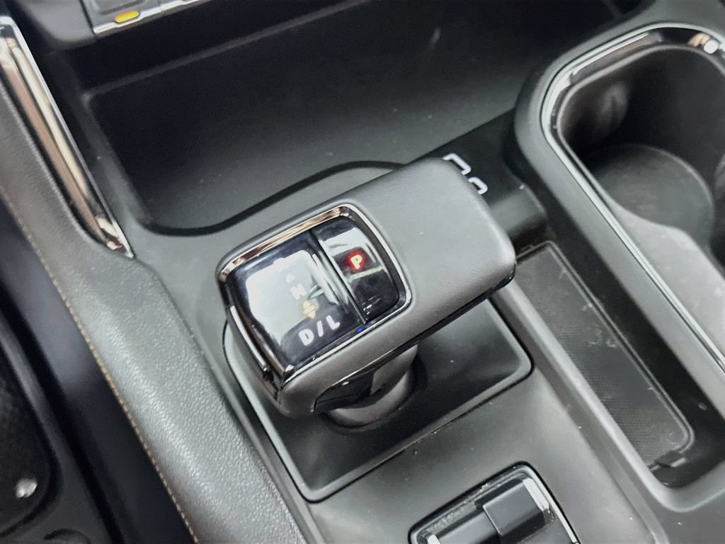 Used 2023 GMC Sierra 1500 AT4 w/ Technology Package AWD/4WD image 10