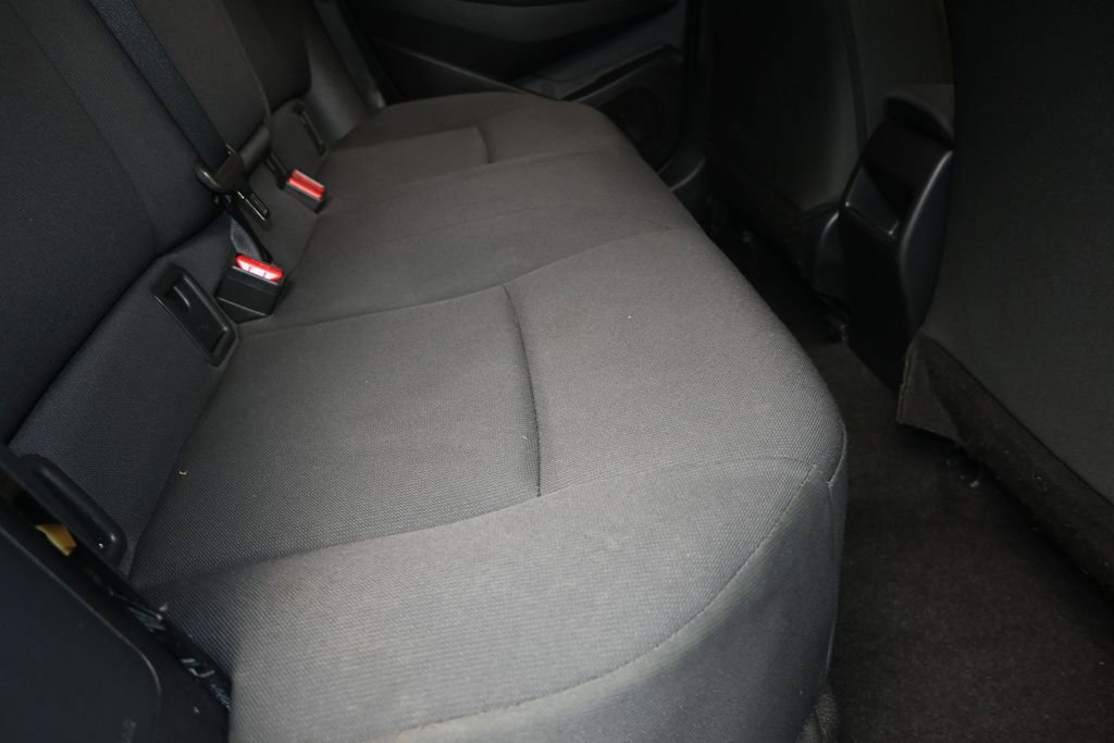 Used 2022 Toyota Corolla LE FWD image 22