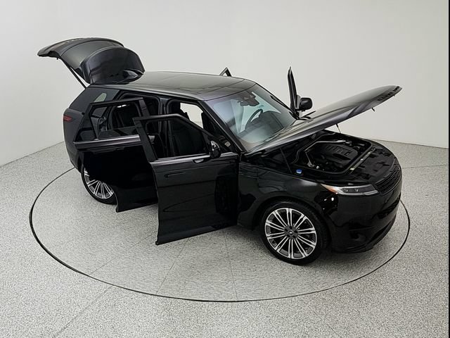 Certified 2024 Land Rover Range Rover Sport Dynamic SE AWD/4WD image 39