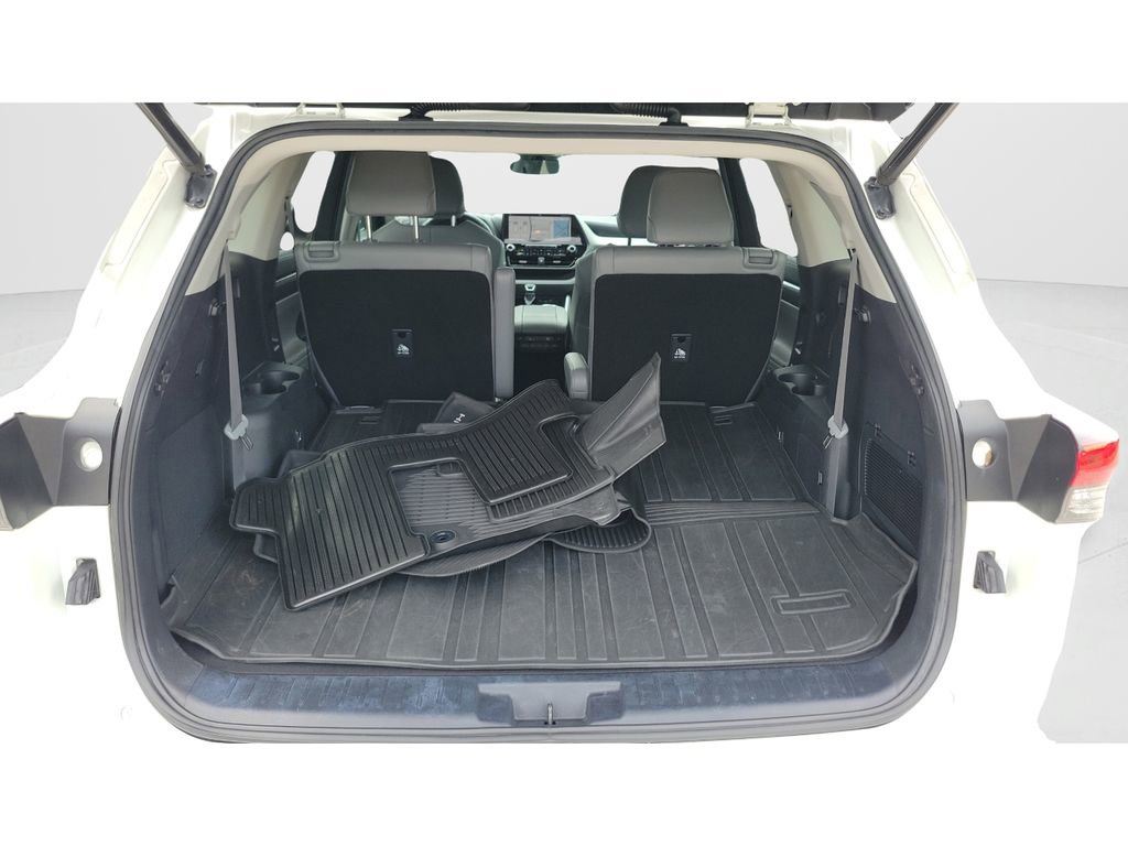 Certified 2020 Toyota Highlander Platinum FWD image 9