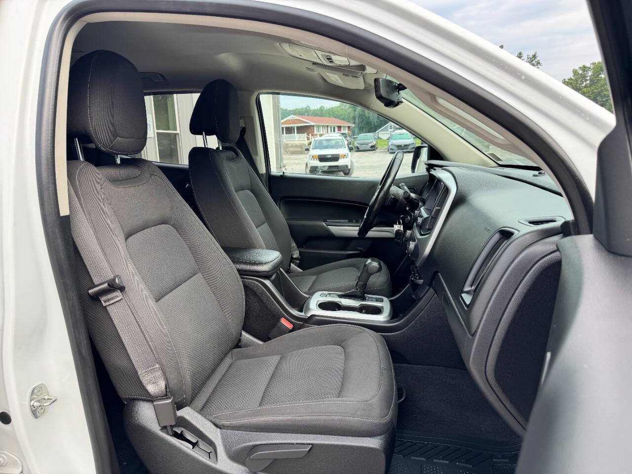 Used 2019 Chevrolet Colorado LT AWD/4WD image 13