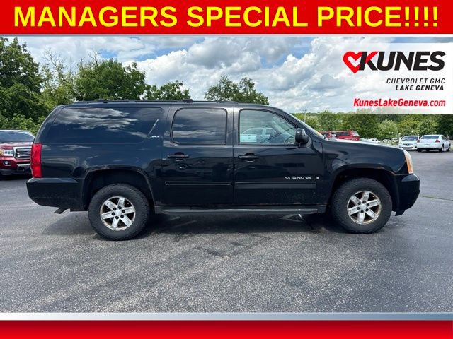 Used 2009 GMC Yukon XL SLT w/ Preferred Package AWD/4WD image 3